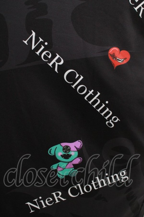 画像4: NieR Clothing / 総柄半袖プルパーカー  黒 H-25-08-15-060-PU-TO-KB-ZT164 (4)
