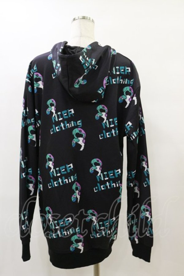 画像2: NieR Clothing / 総柄プルパーカー  黒 H-25-08-25-1007-PU-TO-KB-ZH (2)