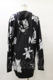画像2: NieR Clothing / 総柄ZIPパーカー  黒 H-25-08-25-1025-PU-TO-KB-ZH (2)