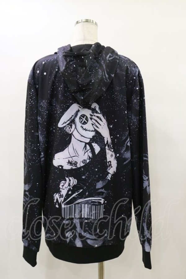 画像2: NieR Clothing / 総柄ZIPパーカー F 黒 H-25-08-25-1004-PU-TO-KB-ZH (2)