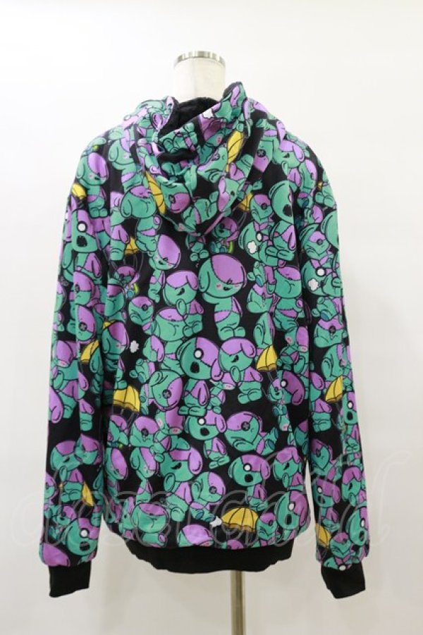 画像2: NieR Clothing / 総柄ふわもこプルパーカー F 黒 H-25-08-25-1005-PU-TO-KB-ZH (2)