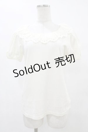 画像: Leur Getter / 綿レースフリルカットソー  オフ H-25-08-27-061-LU-TO-KB-ZH