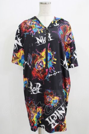 画像: NieR Clothing / 総柄半袖プルパーカー  黒 H-25-09-01-044-PU-TO-KB-ZH
