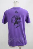 画像3: LISTEN FLAVOR / 辺古山ペコの戦うスクールガールTシャツ feat.九頭龍冬彦 M バイオレットパープル H-25-09-01-051-PU-TO-KB-ZH (3)