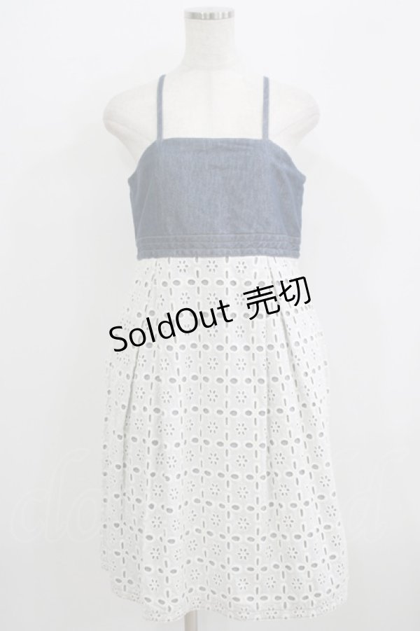 画像1: Shirley Temple / カットワークデニムワンピース 160 ブルー×オフホワイト H-25-09-04-059-ET-OP-KB-ZH (1)
