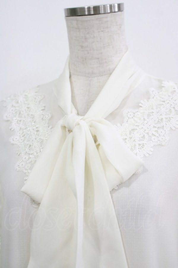 画像4: axes femme / ボウタイシアーブラウス M 生成り H-25-09-14-021-AX-BL-NS-ZH (4)