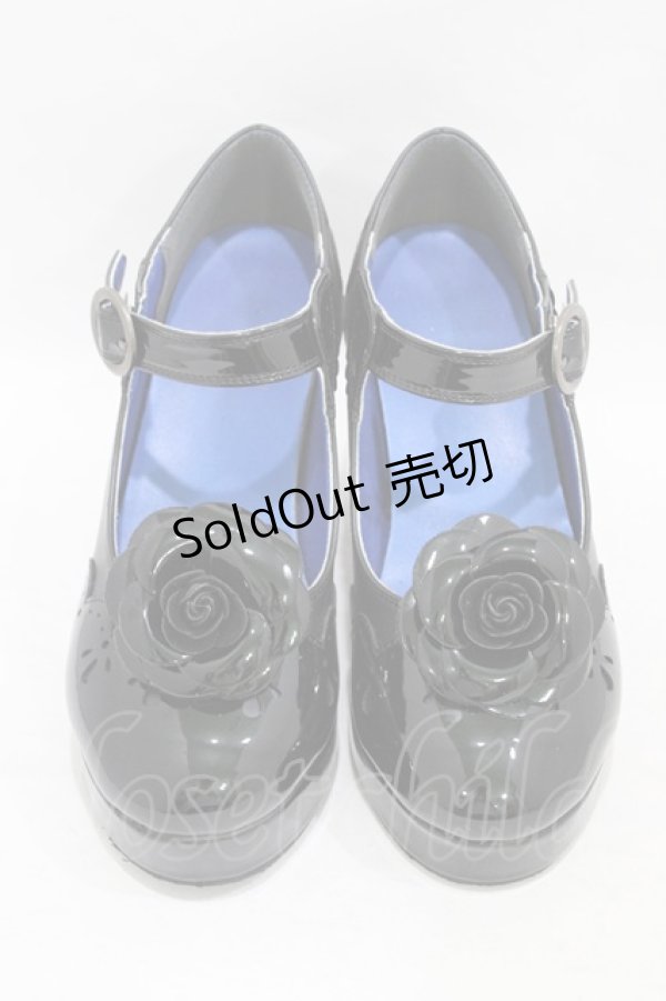 画像1: YOSUKE by Leche / コサージュ付ストラップシューズ M/23.0〜23.5cm ブラックエナメル H-25-09-18-1001-0-SH-NS-ZH (1)
