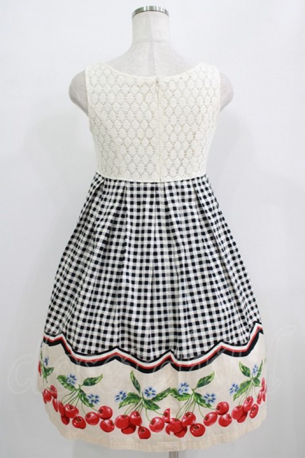 画像3: Emily Temple cute / ギンガムチェリーノースリーブワンピース  クロ H-25-09-20-010-ET-OP-KB-ZT073 (3)