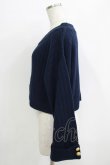 画像2: Fi.n.t / エンブレム釦ワイドスリーブニットプルオーバー Free NAVY H-25-09-21-061-CA-TO-NS-ZH (2)