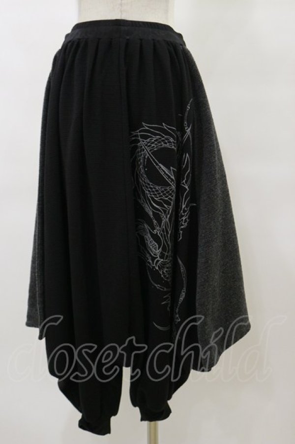 画像2: Qutie Frash / 龍プリントサルエルパンツ  黒×グレー H-25-09-23-061-QU-PA-KB-ZH (2)