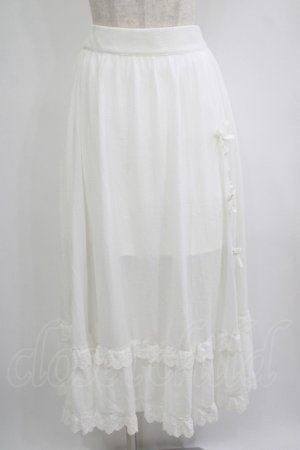 画像: Honey Cinnamon / スリットリボンサス付きスカート Free White H-25-09-29-037-LO-SK-NS-ZH