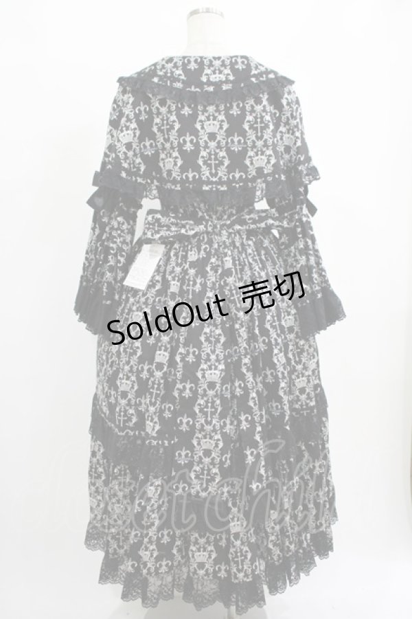 画像3: metamorphose / 【プラスサイズ】クラウンクロス ケープ付ロングドレス プラスサイズ ブラック H-25-09-29-007-ME-OP-NS-ZH (3)