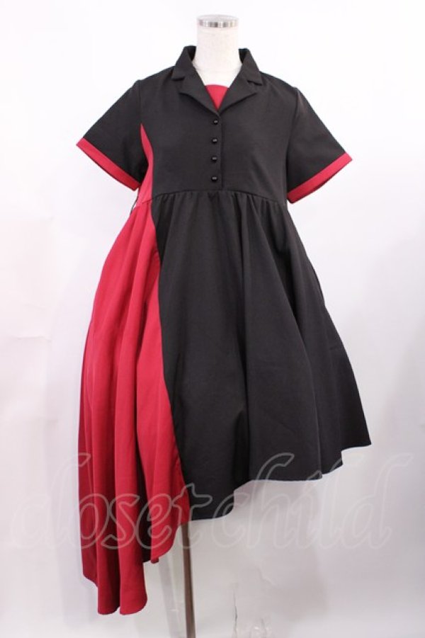 画像1: IRO+IRO / ツートンカラーのアシンメトリーシャツワンピース M ブラック/レッド H-25-10-05-1012-LO-OP-NS-ZH (1)