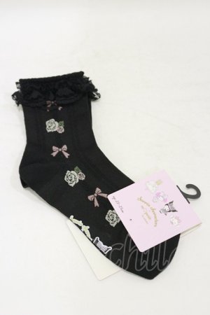 画像: m petit by misako / サンリオキャラクターズコラボ クロミ ソックス  ブラック H-25-10-07-006-LO-ZA-NS-ZH