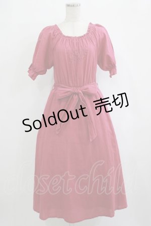 画像: an another angelus / ローズ刺繍オフショルロングワンピース Free SHOCKING PINK H-25-10-08-014-CA-OP-NS-ZH