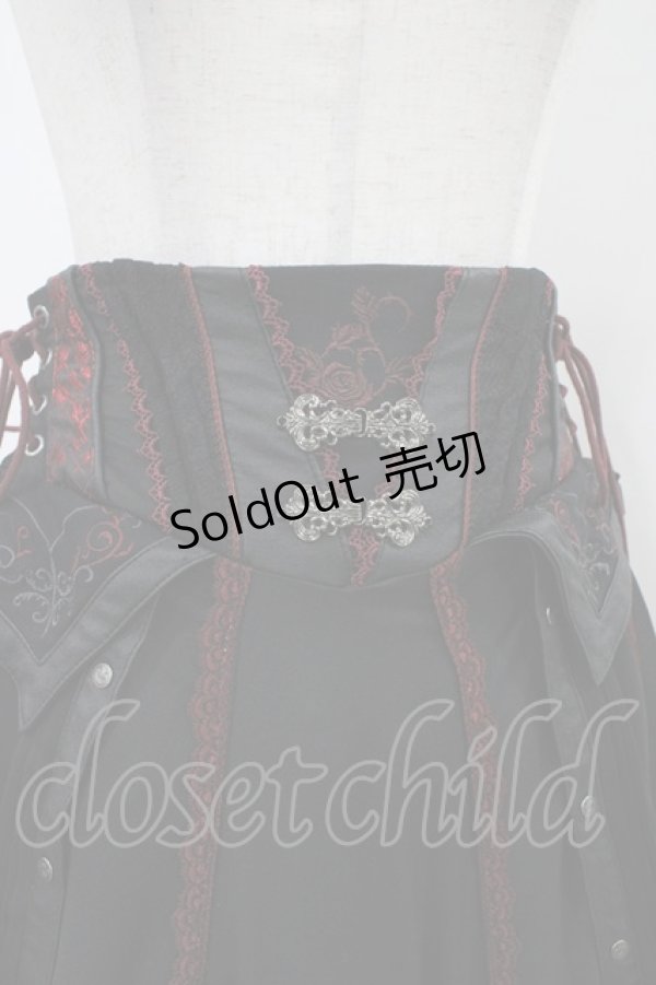 画像4: Ozz oneste / ジャガード切替フリルハイウエストスカート  黒×赤 H-25-10-09-1029-OO-SK-KB-ZH (4)