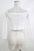 画像3: MORPH8NE / Berry off shoulder ribbed crop top  ホワイト H-25-10-12-1070-PU-TO-KB-ZH (3)