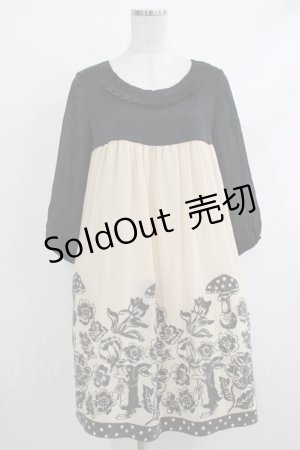 画像: Emily Temple cute / フォレストフロッキーワンピース  アイボリー H-25-10-16-1017-ET-OP-KB-ZH