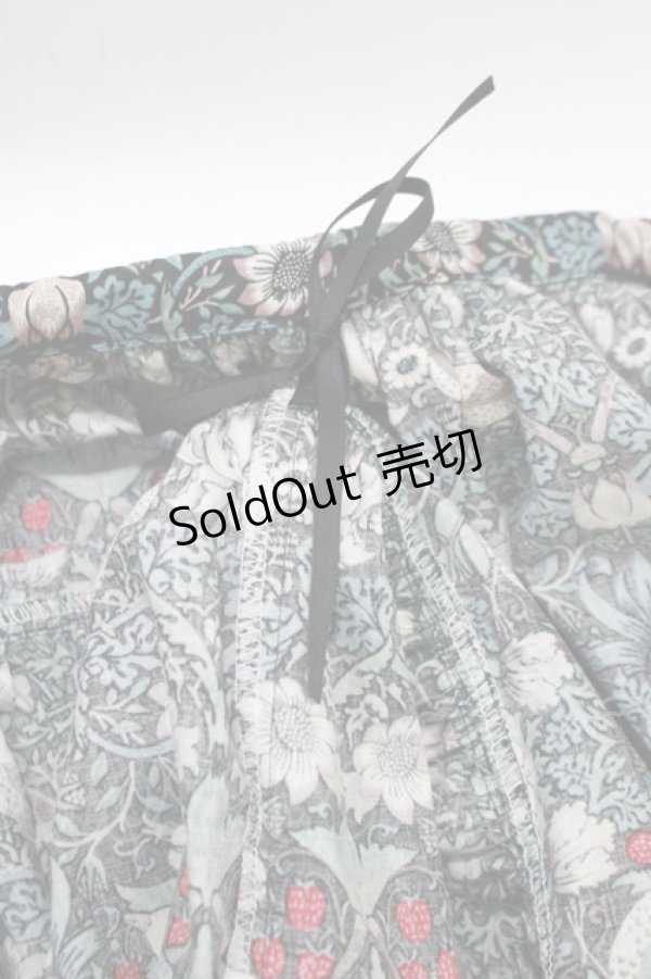 画像5: abilletage / Designer’s fabric seriesオーバースカート(イチゴ泥棒)  ブルーグリーン H-25-10-17-1030-GO-SK-KB-ZH (5)