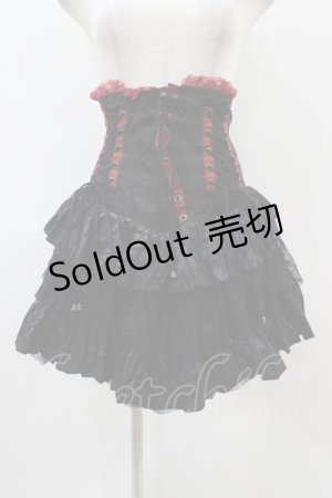 画像: Qutie Frash / 編上ハイウエストスカート  黒×赤 H-25-10-22-028-QU-SK-KB-ZH