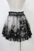 画像2: abilletage / ヴィランズ柄シフォンスカート(ミニ) ミニ丈  H-25-10-22-030-GO-SK-KB-ZH (2)