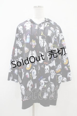 画像: NieR Clothing / 総柄ZIP半袖パーカー  黒 H-25-10-22-056-PU-TO-KB-ZH