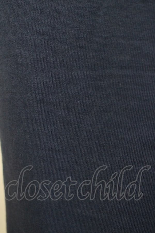 画像4: Jane Marple Dans Le Salon / Theme print side zip T-shirt  navy H-25-10-27-039-JM-TO-KB-ZH (4)
