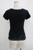 画像3: Angelic Pretty / グリッターリボンレースプリントTシャツ Free ブラック/ピンク H-25-11-02-1065-AP-TS-NS-ZH (3)