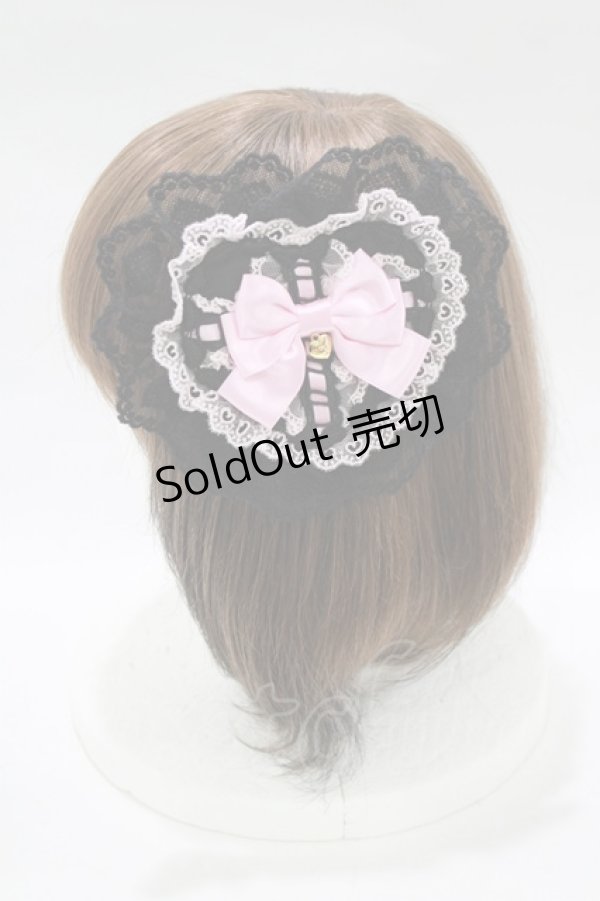 画像2: Angelic Pretty / プレゼントハートクリップブローチ  ブラック H-25-11-02-1081-AP-ZA-NS-ZH (2)