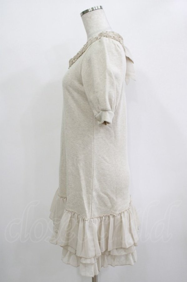 画像2: Emily Temple cute / ジョーゼットフリル裏毛ワンピース  ラメ混ベージュ H-25-11-03-029-ET-OP-KB-ZH (2)