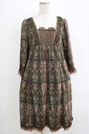 画像: OZZ ANGELO / ヨーク切替総柄ワンピース  カーキ H-25-11-03-016-OO-OP-KB-ZH