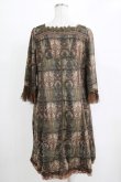 画像3: OZZ ANGELO / ヨーク切替総柄ワンピース  カーキ H-25-11-03-016-OO-OP-KB-ZH (3)