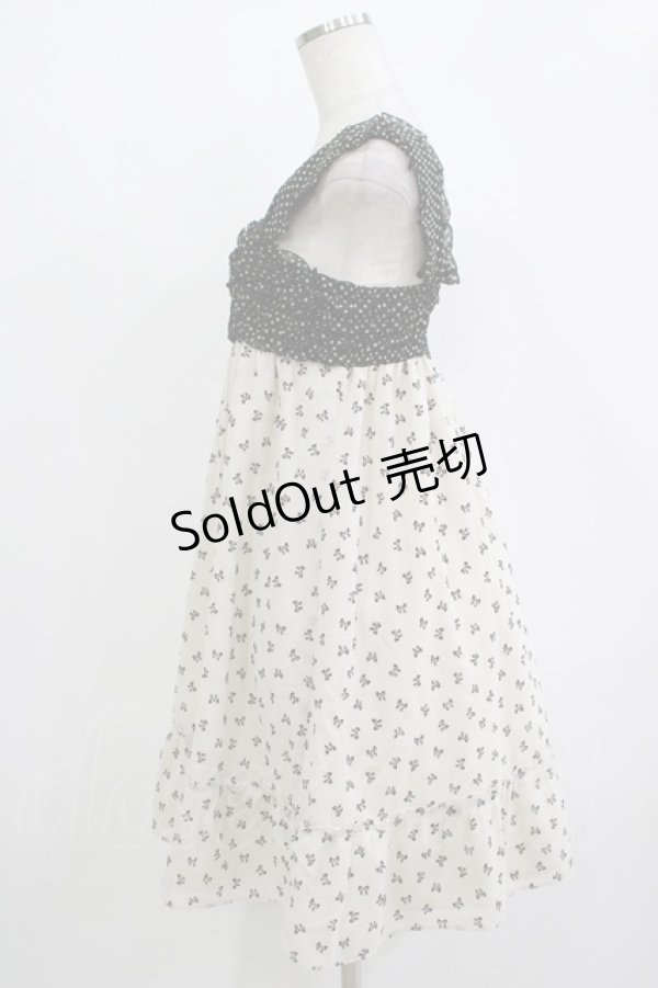 画像2: Emily Temple cute / リボンフロッキー水玉フリルノースリーブワンピース  アイボリー×ブラック H-25-11-03-023-ET-OP-KB-ZH (2)