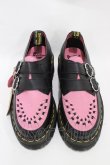 画像1: Dr.Martens （Getta Grip） / LAZY OAF BUCKLE CREEPER UK4(約23cm) ブラック×ピンク H-25-11-06-1001-PU-SH-KB-ZH (1)