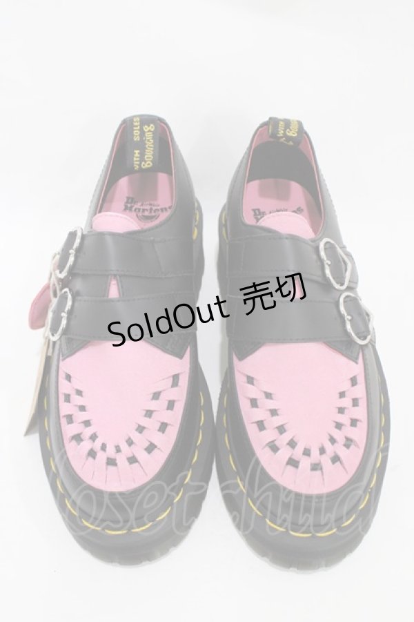 画像1: Dr.Martens （Getta Grip） / LAZY OAF BUCKLE CREEPER UK4(約23cm) ブラック×ピンク H-25-11-06-1001-PU-SH-KB-ZH (1)