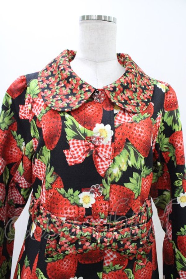 画像4: Emily Temple cute / Contrast ストロベリーコート  ブラック H-25-11-06-1012-ET-CO-KB-ZH (4)