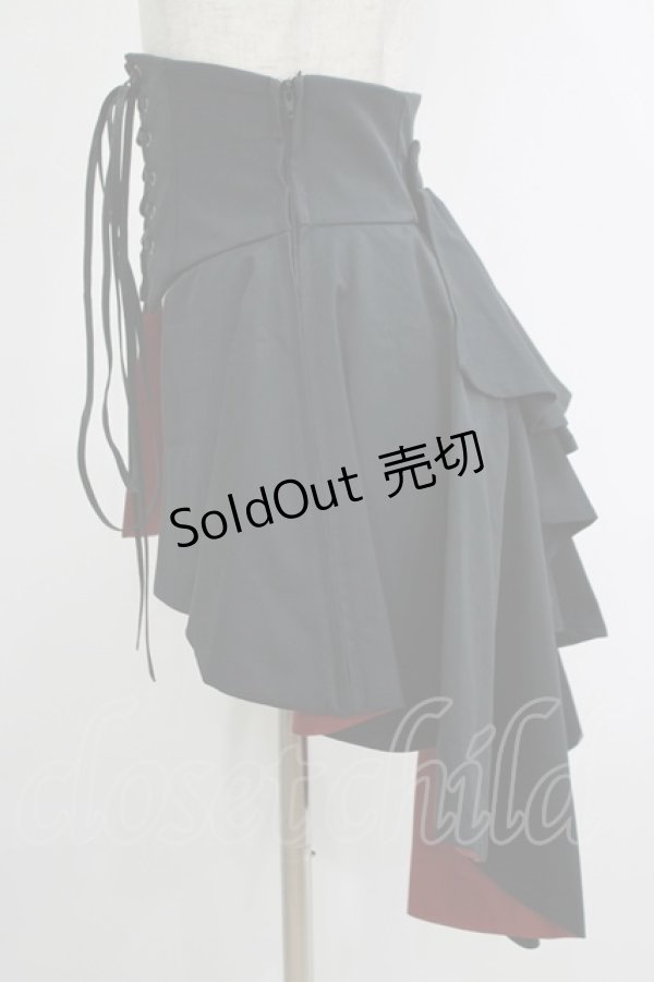 画像2: ATELIER BOZ / ヘクトルコルセット風オーバースカート  黒×真紅 H-25-11-07-030-EL-SK-KB-ZH (2)