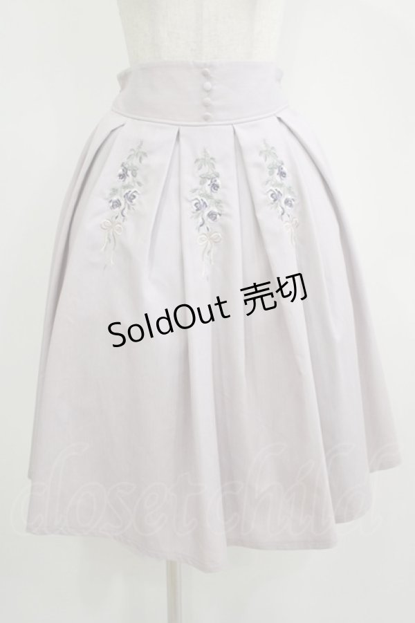 画像1: axes femme / リボンローズ刺繍タックスカート M ラベンダー H-25-11-11-027-AX-SK-NS-ZH (1)
