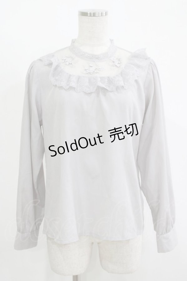 画像1: an another angelus / 立体フラワーレースヨークブラウス Free BLUE GRAY H-25-11-15-1051-CA-BL-NS-ZH (1)