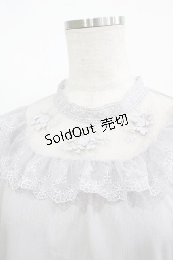 画像4: an another angelus / 立体フラワーレースヨークブラウス Free BLUE GRAY H-25-11-15-1051-CA-BL-NS-ZH (4)