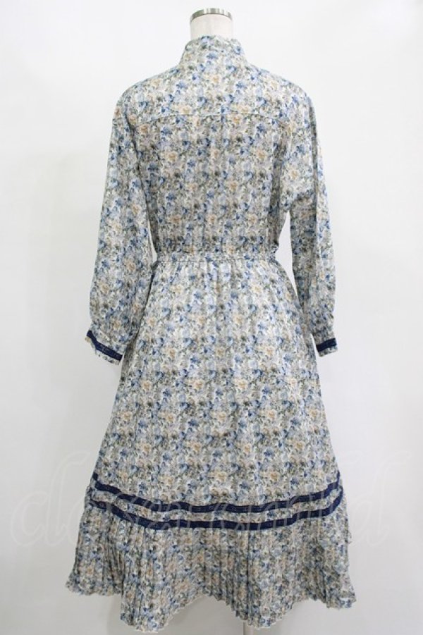 画像3: axes femme / 小花柄ボータイワンピース Free ブルー H-25-11-15-1013-AX-OP-NS-ZH (3)