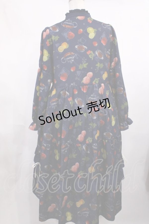 画像2: axes femme / フルーツティ柄ティアードワンピース M ネイビー H-25-11-15-011-AX-OP-NS-ZH (2)
