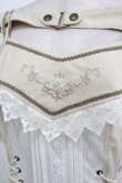 画像4: Ozz oneste / rose刺繍使い 2way frillカットソー（ALYSモデル）  オフ H-25-11-17-072-OO-TO-KB-ZH (4)