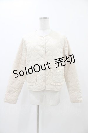 画像: m petit by misako / サンリオキャラクターズコラボ シナモロール タフタハートキルトジャケット M アイボリー H-25-11-18-1057-LO-JA-NS-ZH