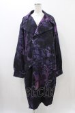 画像1: NieR Clothing / 総柄ロングジャケット  ブラック×パープル H-25-11-19-1038-PU-JA-KB-ZH (1)