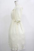 画像2: Maison de FLEUR Petite Robe canone / コットンレースオフショルワンピース Free Ivory H-25-11-19-021-EL-OP-NS-ZH (2)