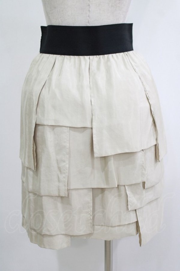 画像3: Jane Marple Dans Le Salon / ランダムタックスカート  ベージュ H-25-11-20-021-JM-SK-KB-ZH (3)