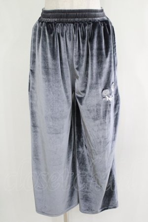 画像: NieR Clothing / ロゴ刺繍ベロアパンツ  グレー H-25-11-21-1030-PU-PA-KB-ZH