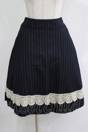 画像: Jane Marple / ブリティッシュウールレーストリミングスカート  ネイビーストライプ H-25-11-21-1010-JM-SK-KB-ZH