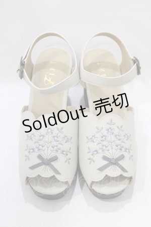 画像: Fi.n.t / ブーケ刺繍ウッドライクソールサンダル M IVORY H-25-11-22-1079-CA-SH-NS-ZH